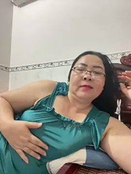 Alinat_'s cam snapshot