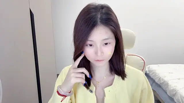 QQoooo-'s cam snapshot