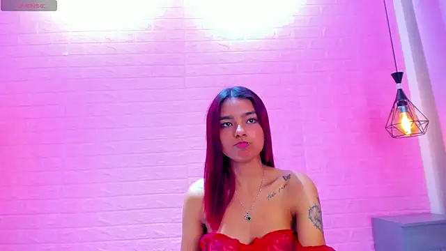 AlexandraMiller's cam snapshot