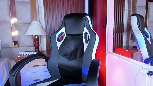 LinnaGardenia's cam snapshot