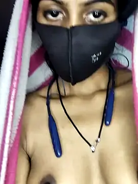 Thaper_Meera2's cam snapshot