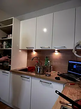 adya-aly's cam snapshot