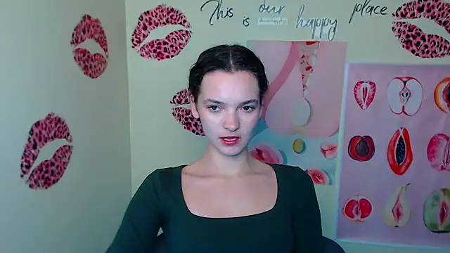 _SusieSu_'s cam snapshot