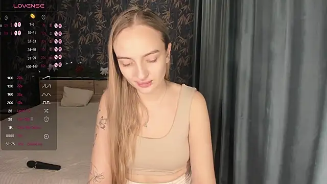 A_delina's cam snapshot