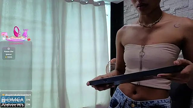 Kiara_Zahiri__'s cam snapshot