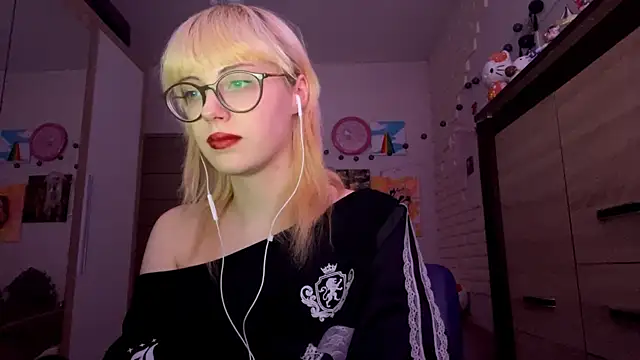 EffacedScan's cam snapshot