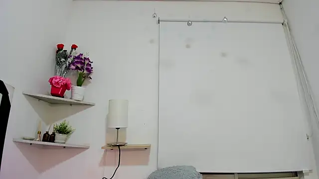 isa_taylorr_'s cam snapshot