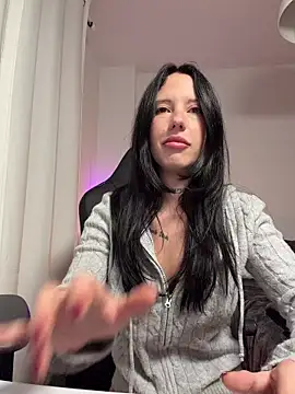 BellaGiaxx live sex cam