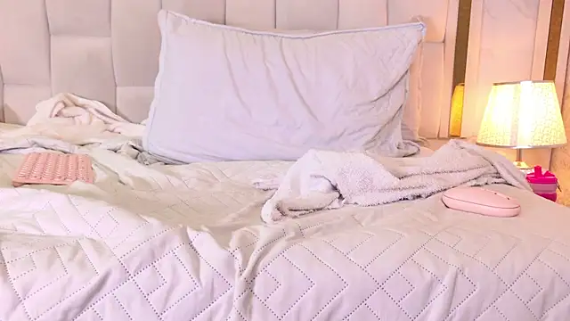 samanthaa_sm's cam snapshot