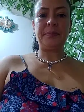 amatista_3012's cam snapshot