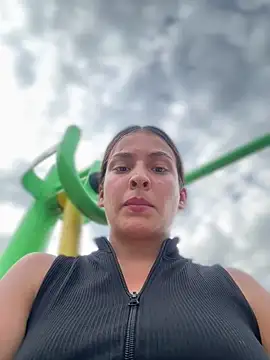 Talia_Bonet live sex cam