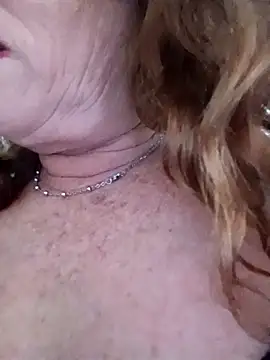 Sexy-Woman-Mature's cam snapshot