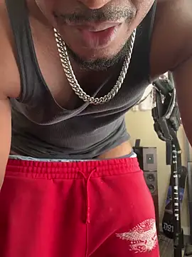 KeYBuMp323 live sex cam