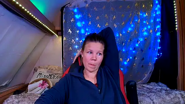 CallMeMaria's cam snapshot