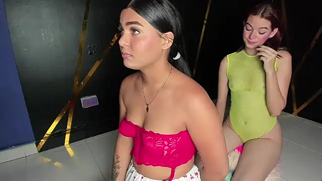 Awesome-Party live sex cam