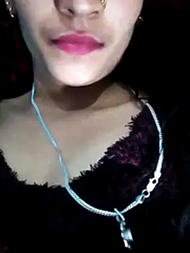 bold-couple live sex cam