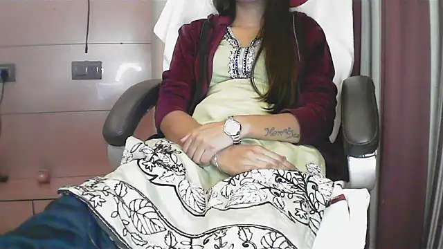 collage_hoty's cam snapshot