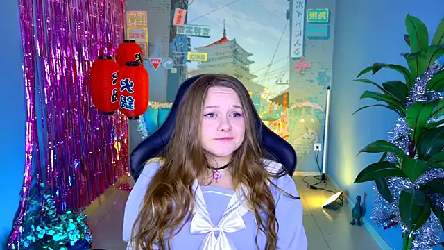 auroranelson's cam snapshot