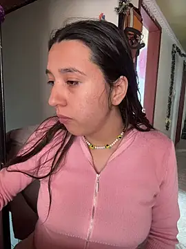 Alix_Rousses21's cam snapshot