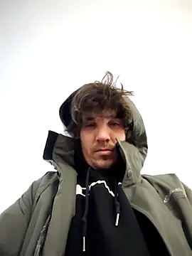 Lilsmokeshow017 live sex cam