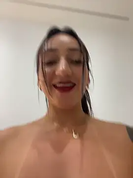 Ninabigtitied live sex cam