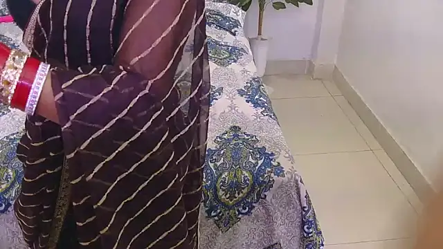 Lovelyy-couple live sex cam