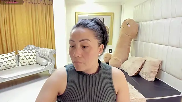 gaby_trent's cam snapshot