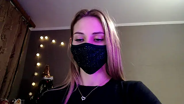 Iris_lave's cam snapshot