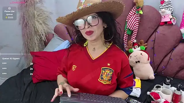 CHIARAJJONES's cam snapshot