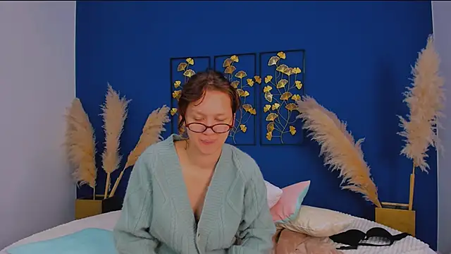 TRINITI_MOON's cam snapshot