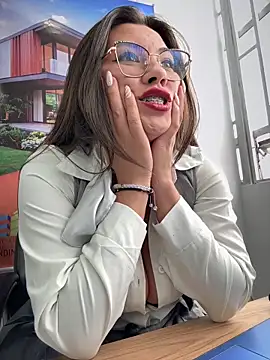 LIZ-06_'s cam snapshot