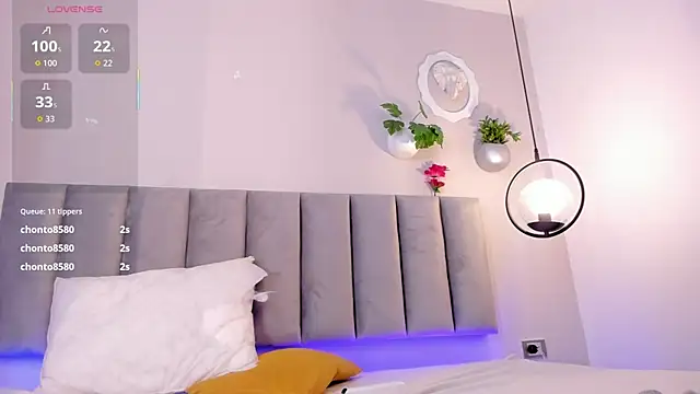 Emely_Deluxe's cam snapshot