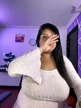 MiiaaJoness's cam snapshot