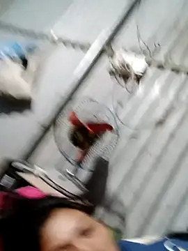 bella-la's cam snapshot