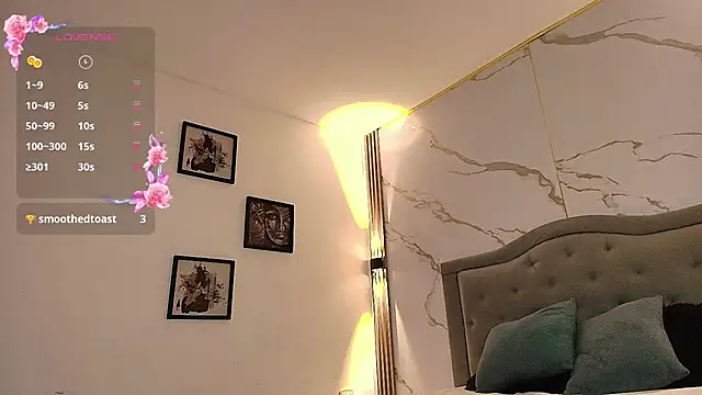 Nina_Rouge7's cam snapshot