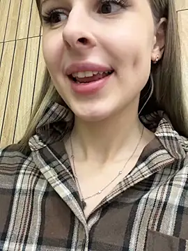 Lina_Away's cam snapshot