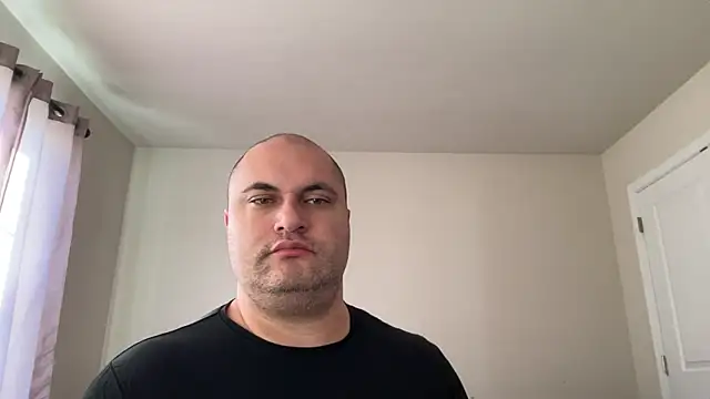 SluggishChase99 live sex cam