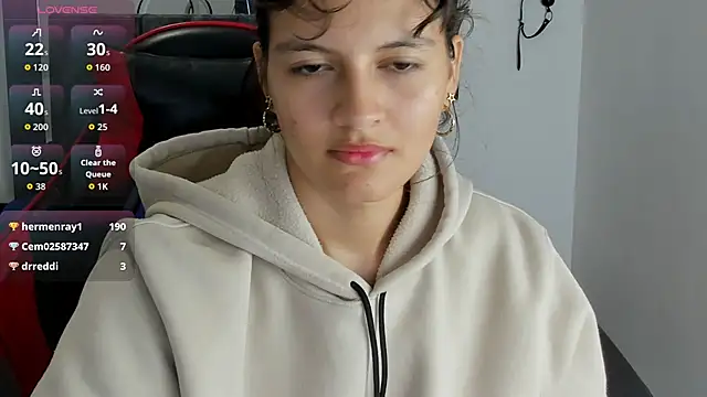 Mia_and_Kenai's cam snapshot