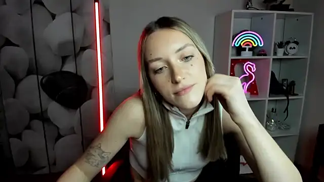 EvelynBlond's cam snapshot