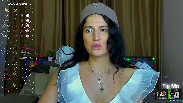 Alianna_Solo_Kisses's cam snapshot