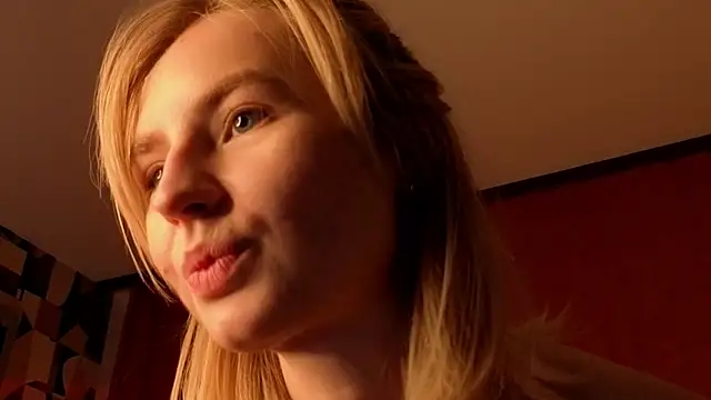 Sunshine_Angell's cam snapshot