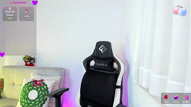 ambar-wells's cam snapshot