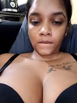 Indianqueen03's cam snapshot