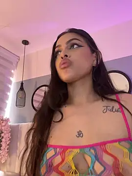 Mila_Hank_'s cam snapshot