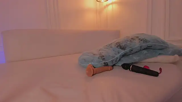 Dafne_Hillss's cam snapshot