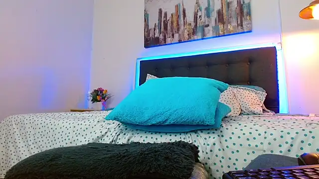 andresnoir_'s cam snapshot