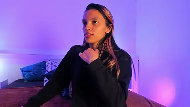 Ishtar_24's cam snapshot