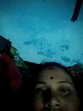 Chinki_pande's cam snapshot