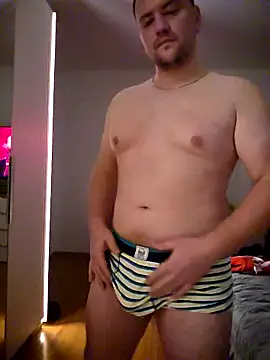 KarlosCarutox live sex cam