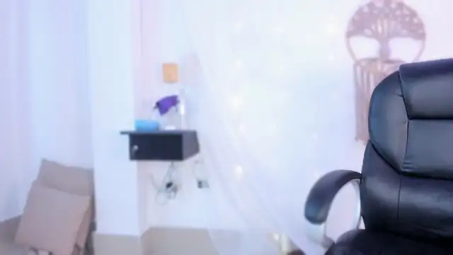 salma_isawwii's cam snapshot